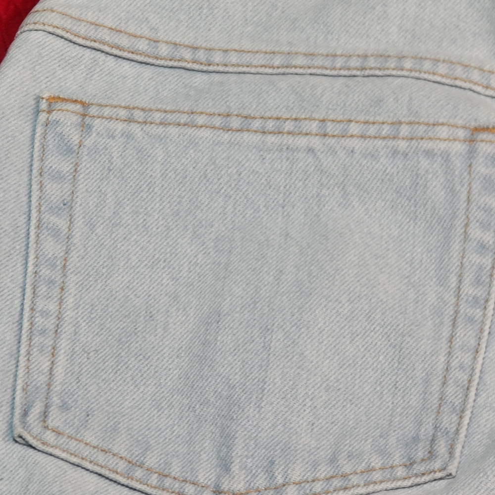 L.L Bean Original fit/ Relaxed jeans size 10 P - Picture 6 of 10